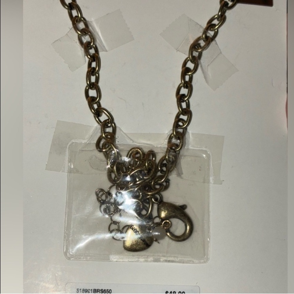 BETSEY JOHNSON Butterfly Key and Lock Pendant Boho Hippie Antiqued Necklace NWT - Picture 7 of 9